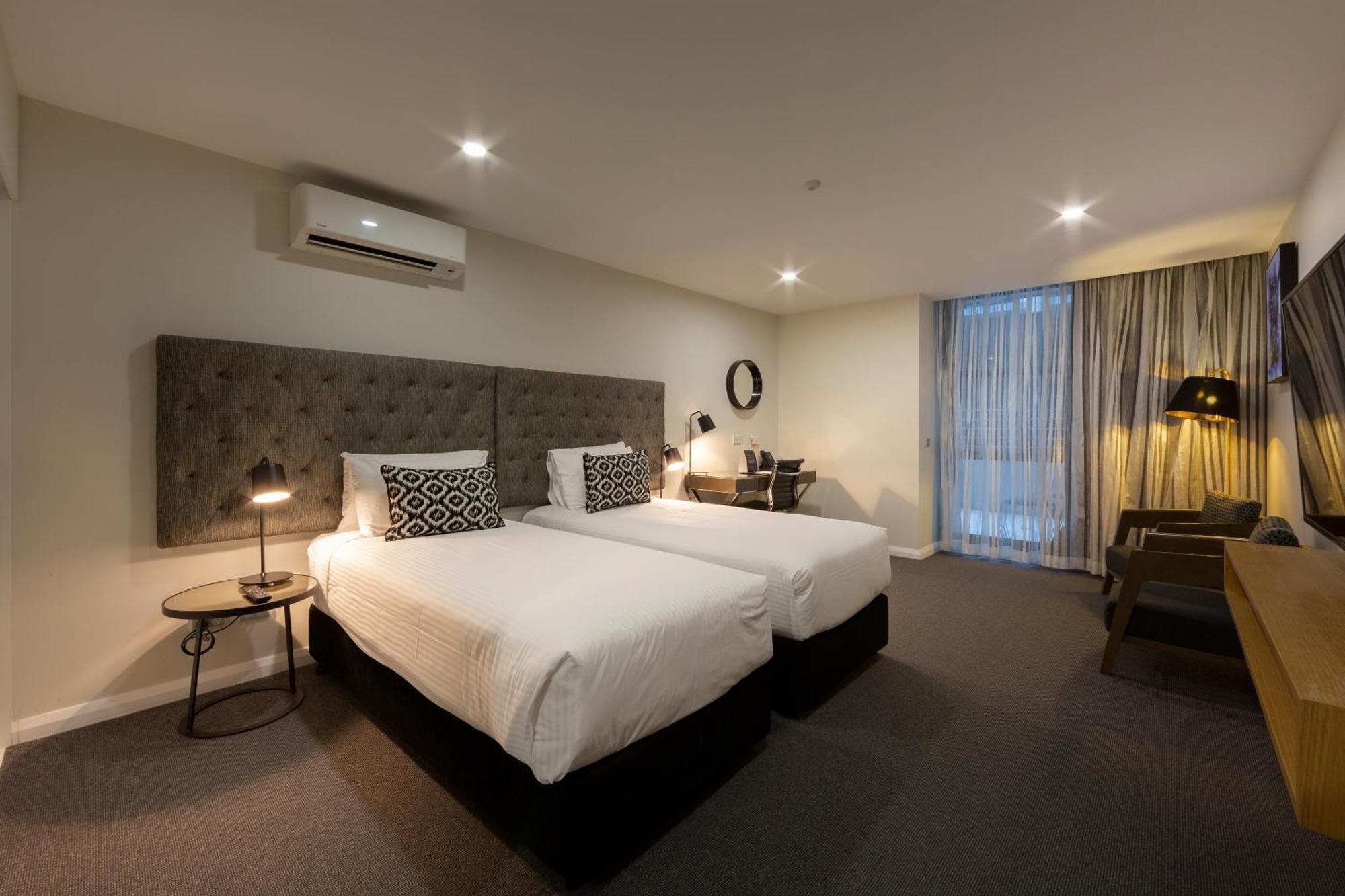 Avenue Hotel Canberra Bagian luar foto